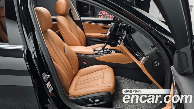 BMW 5-Series 520i Luxury