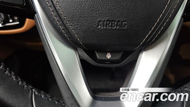 BMW 5-Series 520i Luxury
