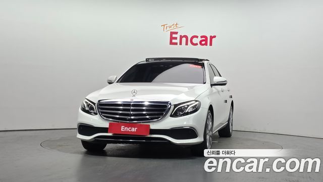 Mercedes-Benz E-Class E300 4MATIC Exclusive