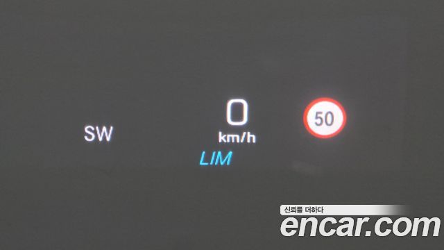 Mercedes-Benz E-Class E300 4MATIC Exclusive