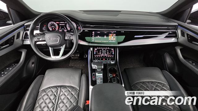 Audi Q8 55 TFSI Quattro Premium