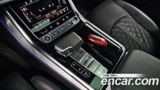 Audi Q8 55 TFSI Quattro Premium