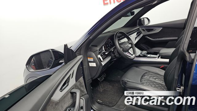 Audi Q8 55 TFSI Quattro Premium
