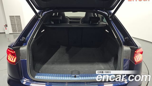Audi Q8 55 TFSI Quattro Premium