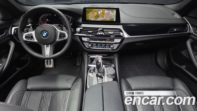 BMW 5-Series 530i xDrive M Sport Package Plus
