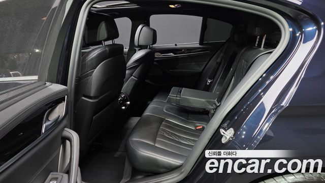 BMW 5-Series 530i xDrive M Sport Package Plus