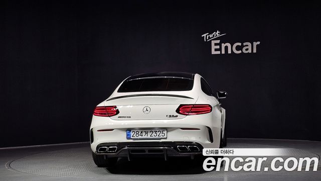 Mercedes-Benz C-Class C63 AMG Coupe