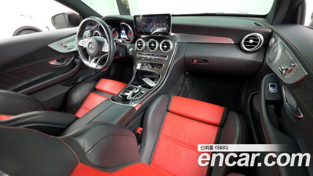 Mercedes-Benz C-Class C63 AMG Coupe