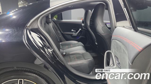 Mercedes-Benz CLA-Class CLA250 4MATIC