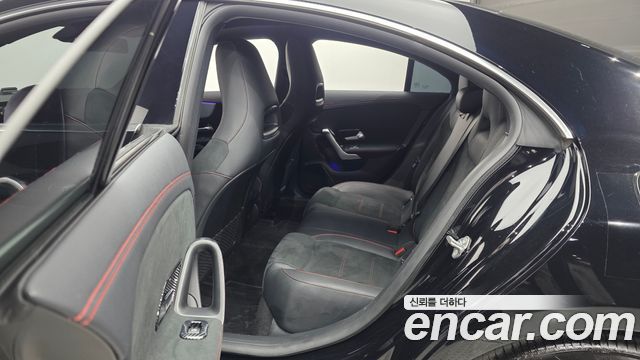 Mercedes-Benz CLA-Class CLA250 4MATIC