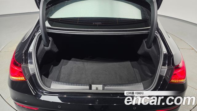 Mercedes-Benz CLA-Class CLA250 4MATIC