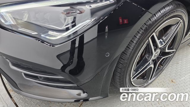 Mercedes-Benz CLA-Class CLA250 4MATIC