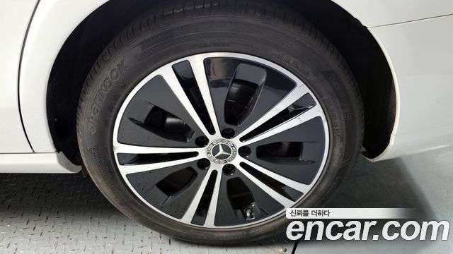 Mercedes-Benz E-Class E250 Avantgarde
