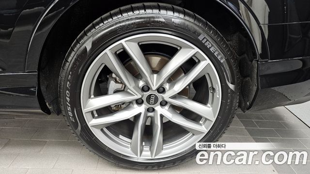 Audi Q7 55 TFSI Quattro Premium