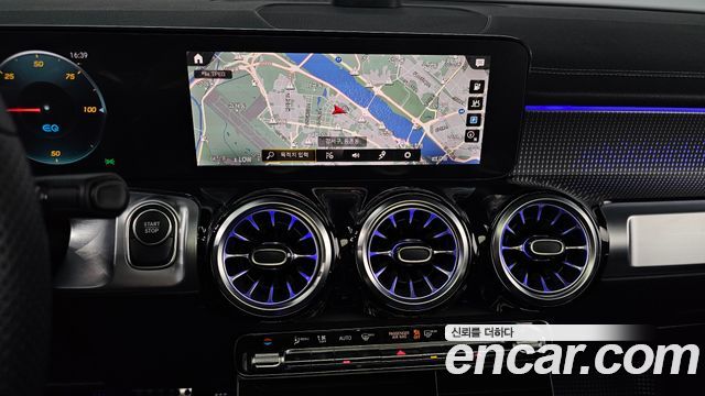 Mercedes-Benz EQB EQB300 4MATIC AMG Line