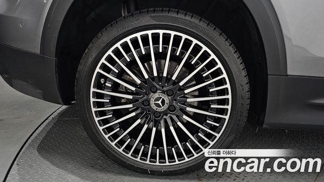 Mercedes-Benz EQB EQB300 4MATIC AMG Line