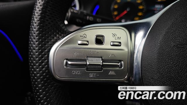 Mercedes-Benz EQB EQB300 4MATIC AMG Line