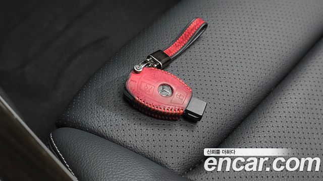 Mercedes-Benz C-Class C200 4MATIC Exclusive