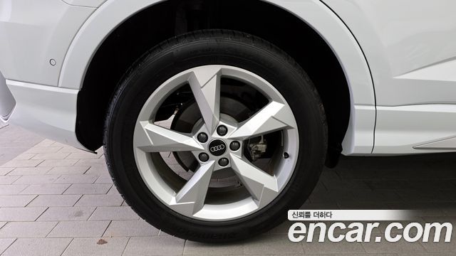 Audi Q3 35 TDI Premium Sportback