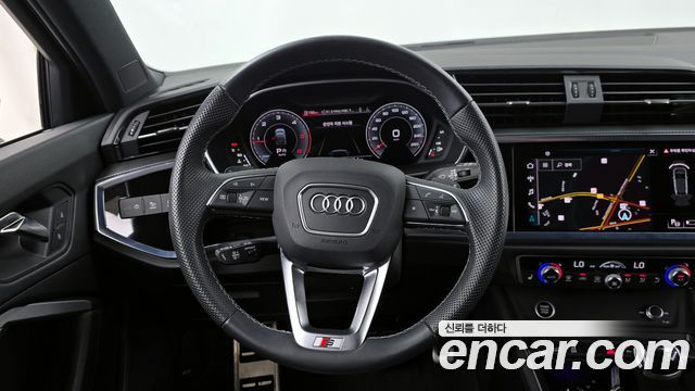Audi Q3 35 TDI Premium Sportback