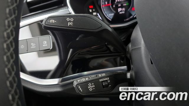 Audi Q3 35 TDI Premium Sportback