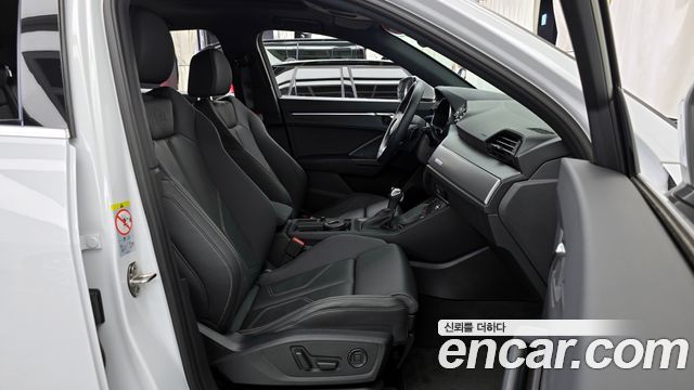 Audi Q3 35 TDI Premium Sportback