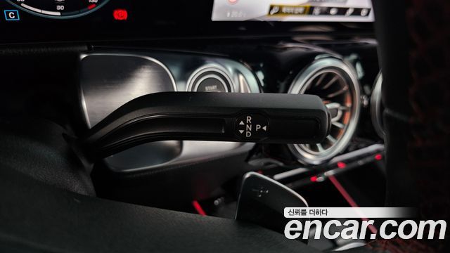 Mercedes-Benz GLB-Class AMG GLB35 4MATIC