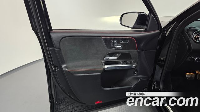 Mercedes-Benz GLB-Class AMG GLB35 4MATIC