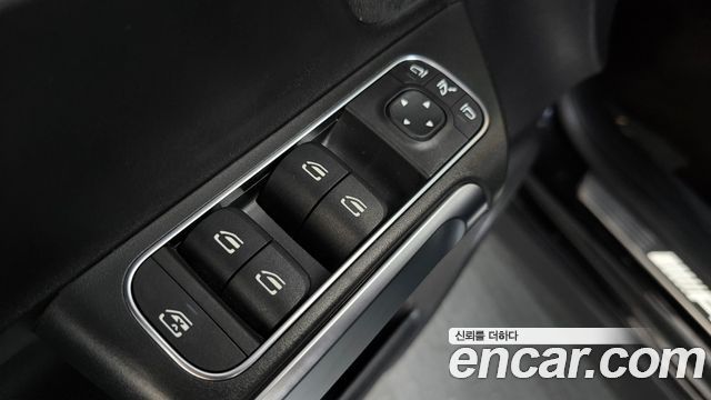 Mercedes-Benz GLB-Class AMG GLB35 4MATIC