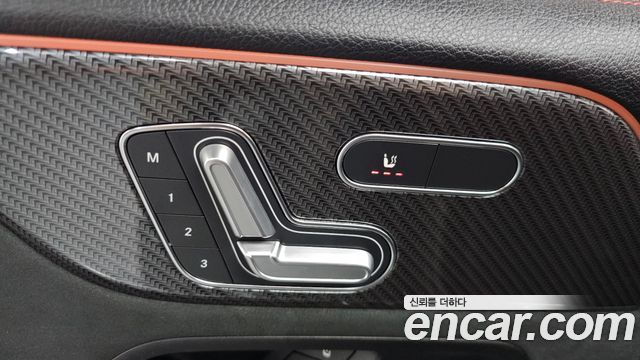 Mercedes-Benz GLB-Class AMG GLB35 4MATIC