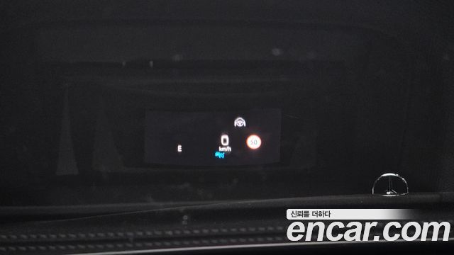 Mercedes-Benz E-Class E300 4MATIC Exclusive