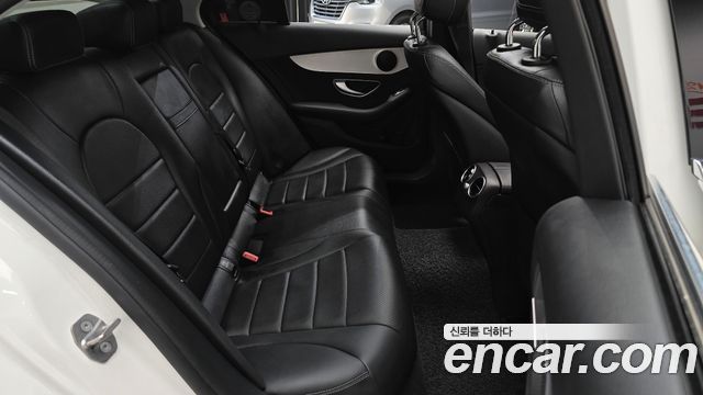 Mercedes-Benz C-Class C200 Avantgarde
