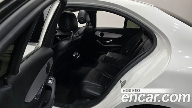 Mercedes-Benz C-Class C200 Avantgarde