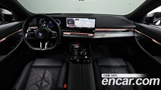 BMW 5-Series 530i xDrive M Sport