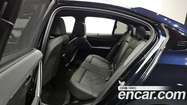 BMW 5-Series 530i xDrive M Sport