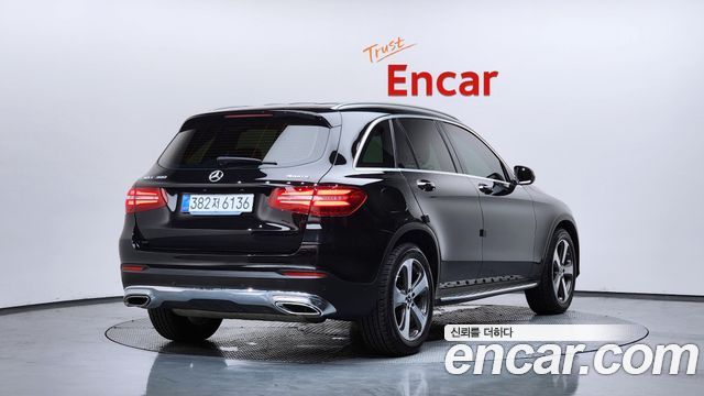 Mercedes-Benz GLC-Class GLC300 4MATIC