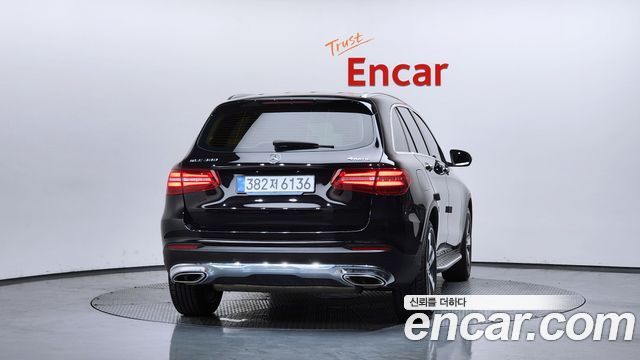 Mercedes-Benz GLC-Class GLC300 4MATIC