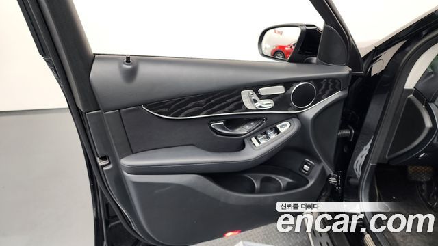 Mercedes-Benz GLC-Class GLC300 4MATIC