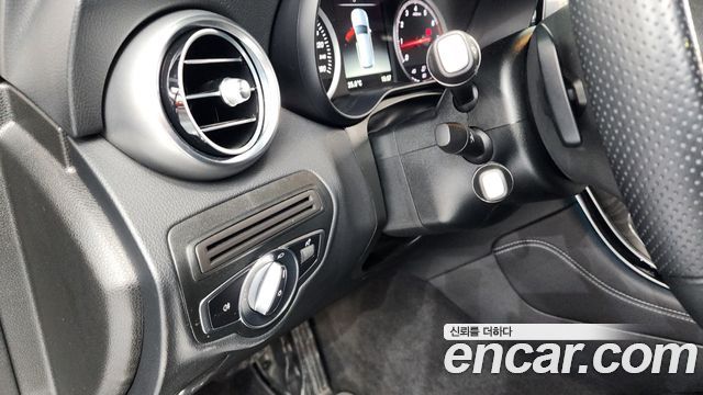 Mercedes-Benz GLC-Class GLC300 4MATIC