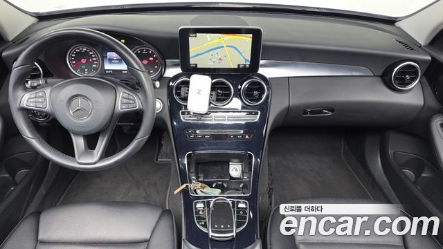 Mercedes-Benz C-Class C200