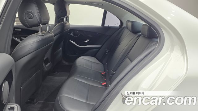 Mercedes-Benz C-Class C200