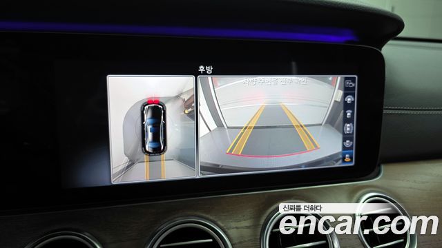 Mercedes-Benz E-Class E300 4MATIC Exclusive