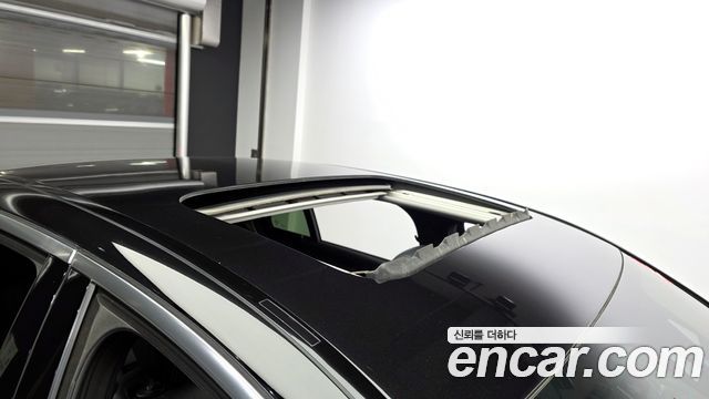 Mercedes-Benz E-Class E300 4MATIC Exclusive