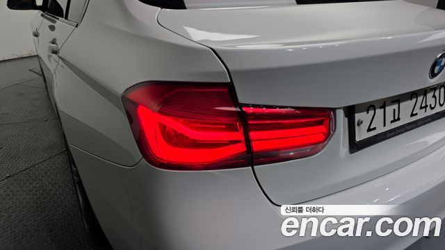 BMW 3-Series 320i M Sport