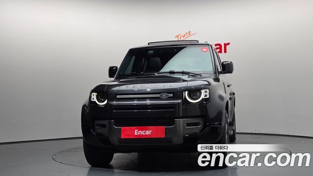 Land Rover Defender 110 P300 X-Dynamic SE