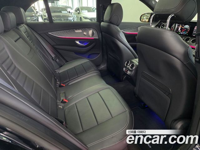 Mercedes-Benz E-Class E350 4MATIC AMG Line