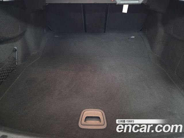 Mercedes-Benz E-Class E350 4MATIC AMG Line