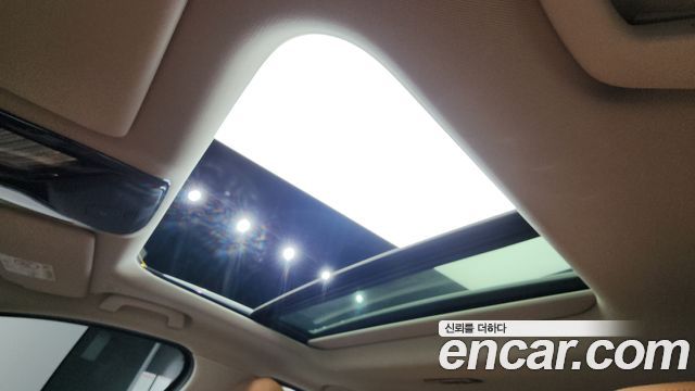 BMW 3-Series 320i