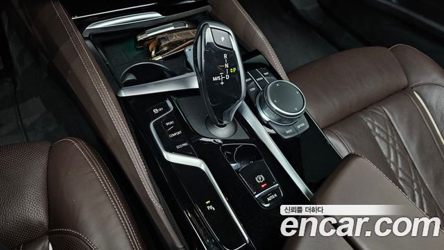 BMW 5-Series 523d M Sport