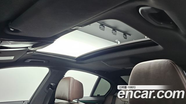 BMW 5-Series 523d M Sport